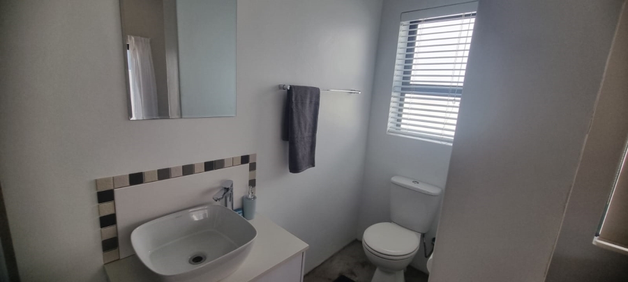 3 Bedroom Property for Sale in Calypso Beach Western Cape